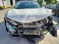 2018 Nissan ROGUE photo