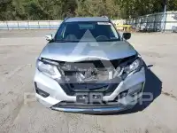2018 Nissan ROGUE photo