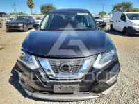 2018 Nissan ROGUE photo