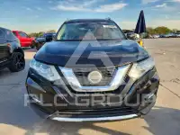 2018 Nissan ROGUE photo