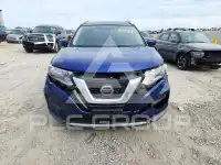 2018 Nissan ROGUE photo