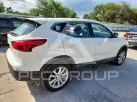 2018 Nissan ROGUE photo