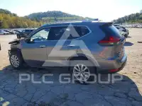 2018 Nissan ROGUE photo