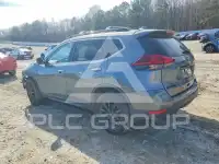 2018 Nissan ROGUE photo