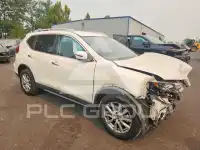 2018 Nissan ROGUE photo