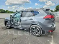 2018 Nissan ROGUE фото