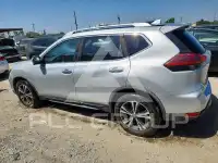 2018 Nissan ROGUE фото