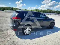 2018 Nissan ROGUE photo