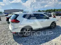 2018 Nissan ROGUE photo