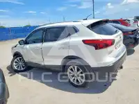 2018 Nissan ROGUE фото