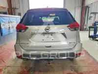 2018 Nissan ROGUE photo