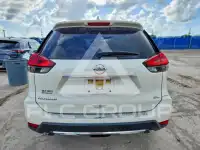 2018 Nissan ROGUE photo
