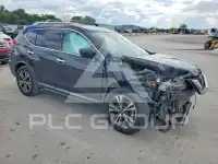 2018 Nissan ROGUE photo