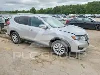 2018 Nissan ROGUE photo