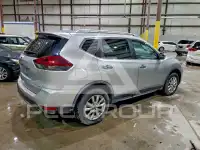 2018 Nissan ROGUE photo