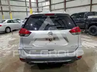 2018 Nissan ROGUE photo