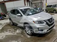 2018 Nissan ROGUE photo
