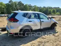 2018 Nissan ROGUE photo