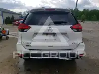 2018 Nissan ROGUE photo