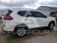 2018 Nissan ROGUE photo