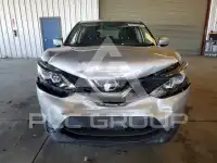2018 Nissan ROGUE photo