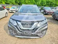 2018 Nissan ROGUE photo