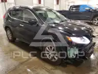 2018 Nissan ROGUE photo