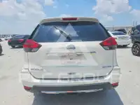 2018 Nissan ROGUE photo