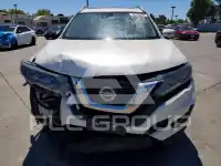 2018 Nissan ROGUE фото