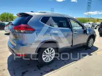 2018 Nissan ROGUE photo