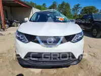 2018 Nissan ROGUE photo