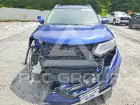 2018 Nissan ROGUE photo