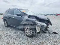 2018 Nissan ROGUE photo