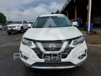 2018 Nissan ROGUE photo