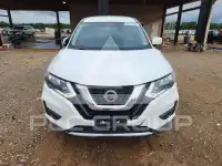 2018 Nissan ROGUE photo