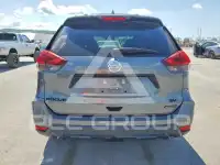 2018 Nissan ROGUE photo