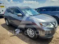 2018 Nissan ROGUE photo