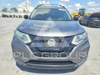 2018 Nissan ROGUE photo