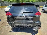 2018 Nissan ROGUE photo