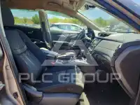 2018 Nissan ROGUE photo