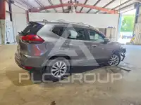 2018 Nissan ROGUE photo
