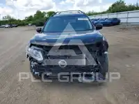 2018 Nissan ROGUE photo