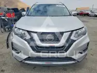 2018 Nissan ROGUE photo
