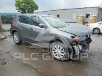 2018 Nissan ROGUE photo