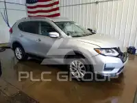 2018 Nissan ROGUE photo
