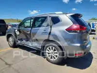 2018 Nissan ROGUE photo