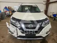 2018 Nissan ROGUE photo