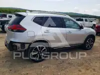 2018 Nissan ROGUE photo