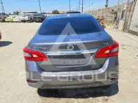 2018 Nissan SENTRA фото