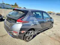 2018 Nissan LEAF photo